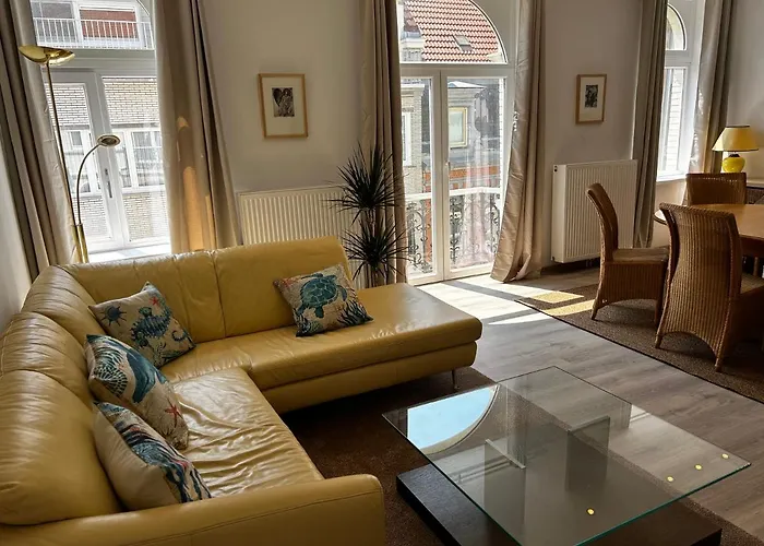 Belle Epoque Holidays * Ostende